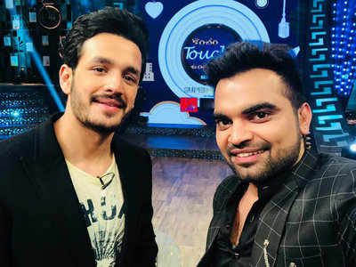 'Hello' star Akhil Akkineni and Pradeep Machiraju's 'Konchem Touch Lo Unte Chepta' promo receives good response