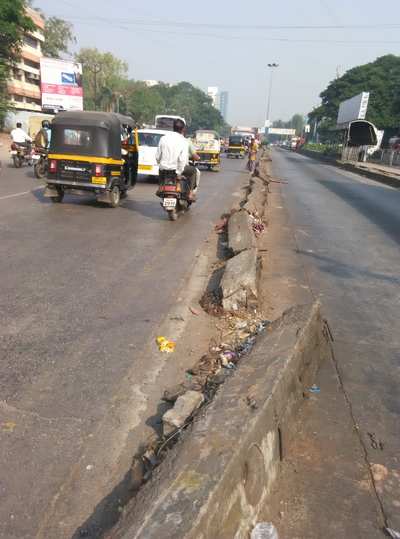 Dangerous road crossing on Pune Satara road - Times of India