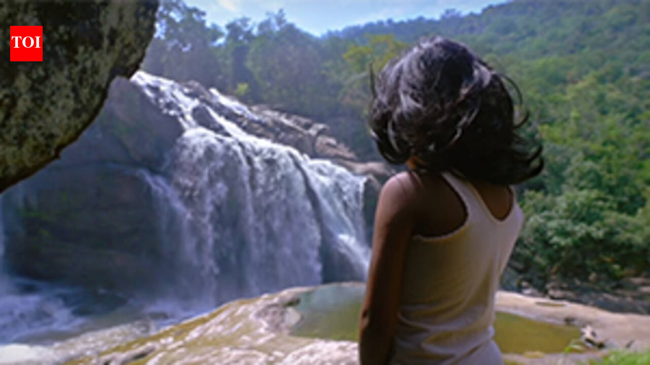 Aruvi - Official Trailer