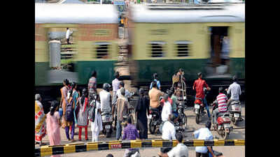 Tussle between corporation and SouthernRailway stalls RK Nagar subway