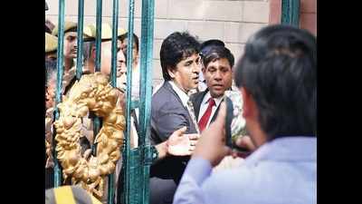 Court convicts ex-TV producer Suhaib Ilyasi for wife's murder