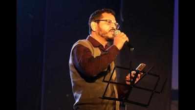 Perfect blend of old and new hits enthrall audience