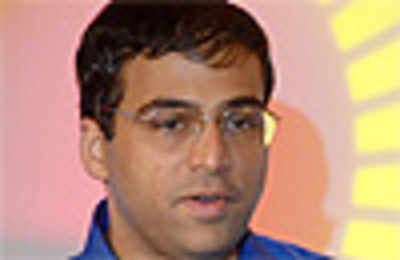 My target is to regain world number one status: Anand