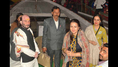 Padmini Kolhapure and Poonam Dhillon attend Ganga aarti in Varanasi