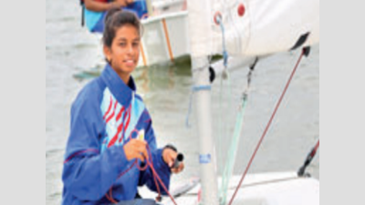 MP girl Harshita named best sailor
