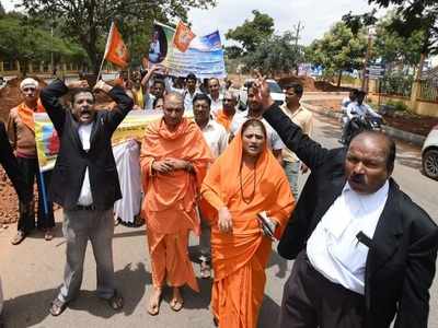 Gujarat's Patidar agitation may find Lingayat parallel in Karnataka