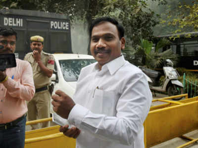 Celebrations in court complex as Raja, Kanimozhi acquitted