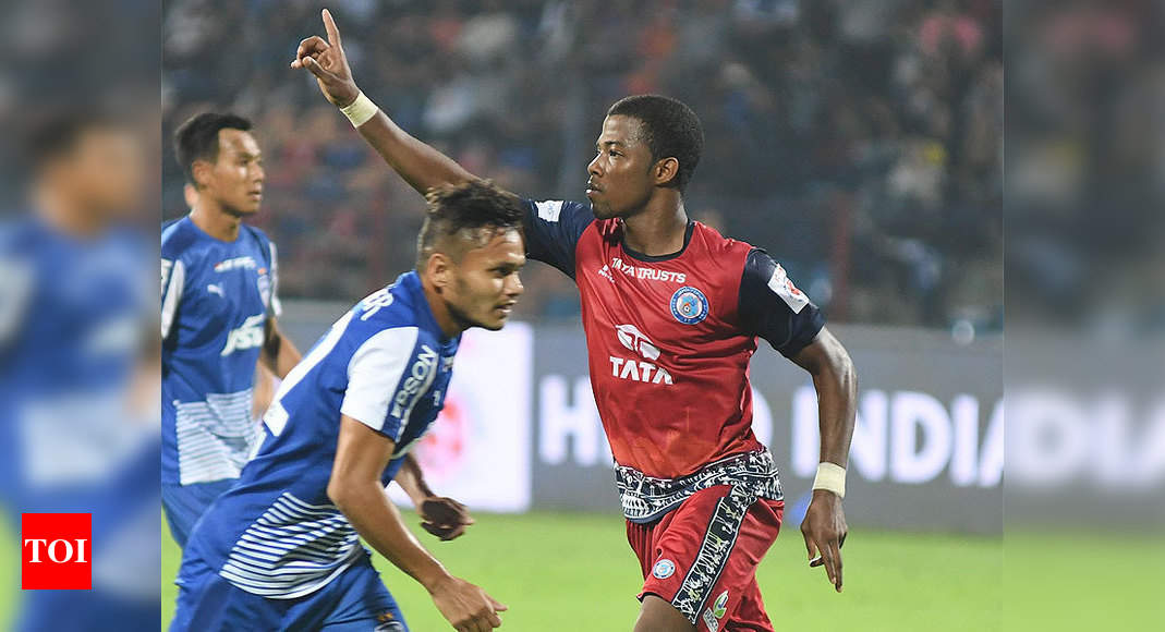 injury-time-penalty-gives-jamshedpur-1-0-win-over-bengaluru-football