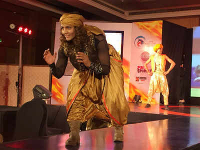 PWL 3: Top wrestlers walk ramp with dance moves