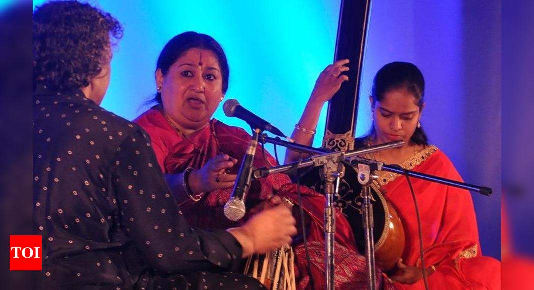 Shubha Mudgal mesmerizes with classical presentations | Nagpur News ...