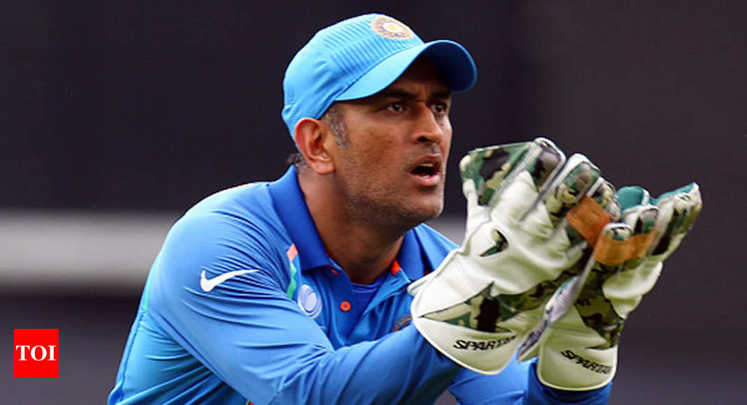 ms-dhoni-dhoni-no-1-keeper-is-india-s-first-choice-till-2019-world