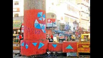 Sindhi Camp Metro artwork defaced