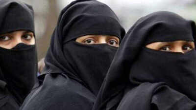 Government to present triple talaq bill in Lok Sabha today