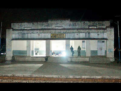 Purulia: Haunted: Purulia &#39;ghost station&#39; myth busted, locals blamed | Kolkata News - Times of India