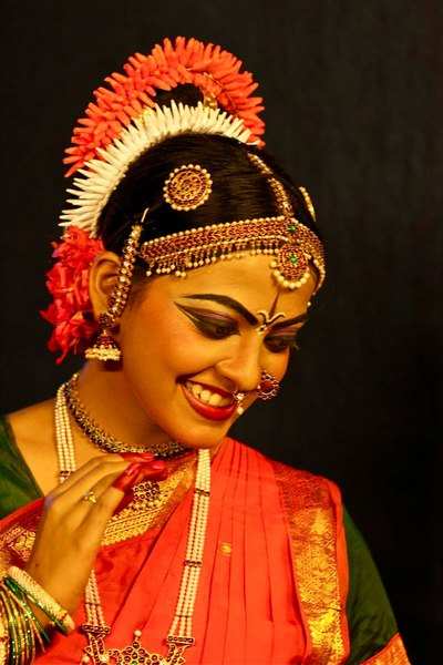 What is Bharatanatyam? 💛#indianclassical #dance #indian #info #bharat... |  TikTok
