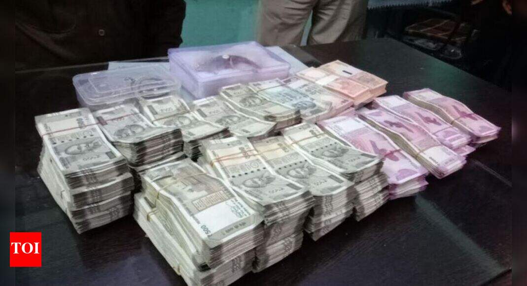Cash and jewellery worth Rs 65 lakh stolen from Jharkhand recovered in ...