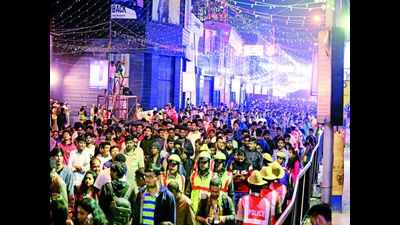 City cops flex muscles; avoid repeat of NYE 2017