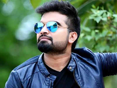 Celebrity anchor Pradeep booked in drink and drive case