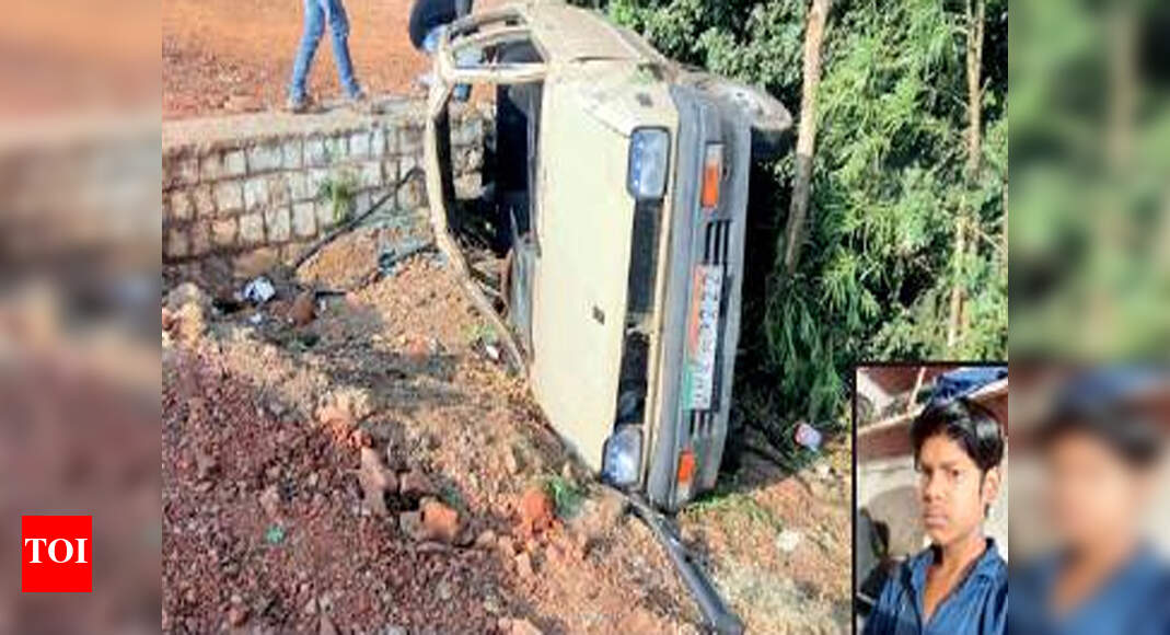 Killer Roads: Three die on New Year day | Bhopal News - Times of India