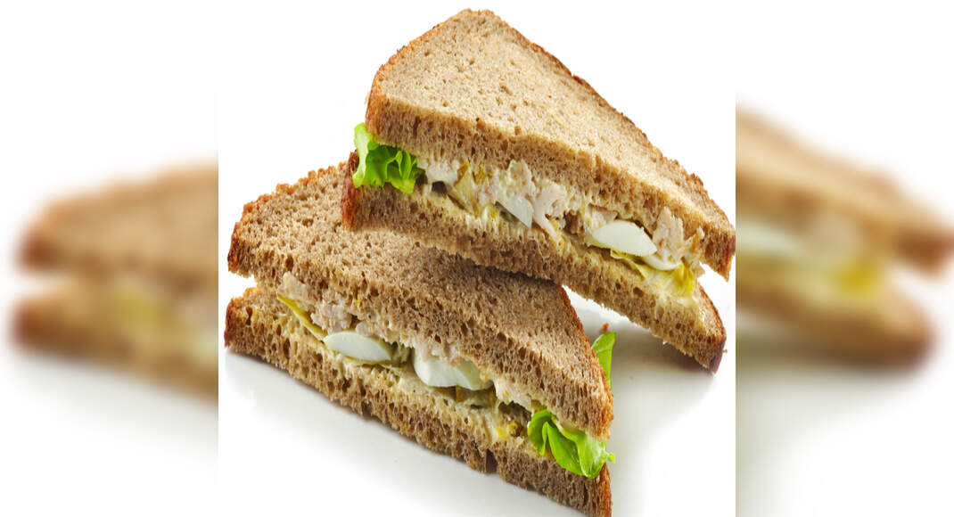 Egg Mayo Salad Sandwich Recipe: How to Make Egg Mayo Salad Sandwich