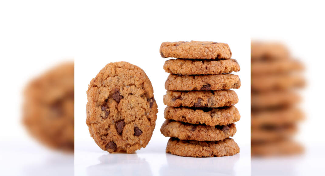 Eggless Chocochip Cookies Recipe: How to Make Eggless Chocochip Cookies Recipe | Homemade Eggless Ch