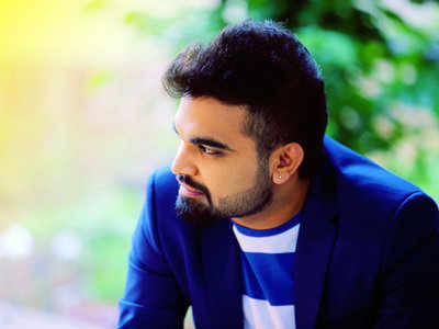 Anchor Pradeep Machiraju's father passed away | NewsTrack English 1