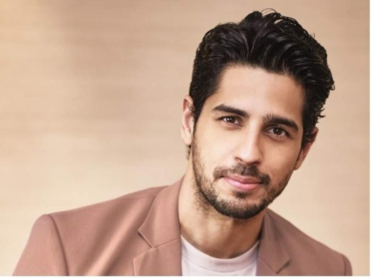 Sidharth Malhotra: I had sleepless nights when Amitabh Bachchan praised me, reveals Sidharth Malhotra - Misskyra.com