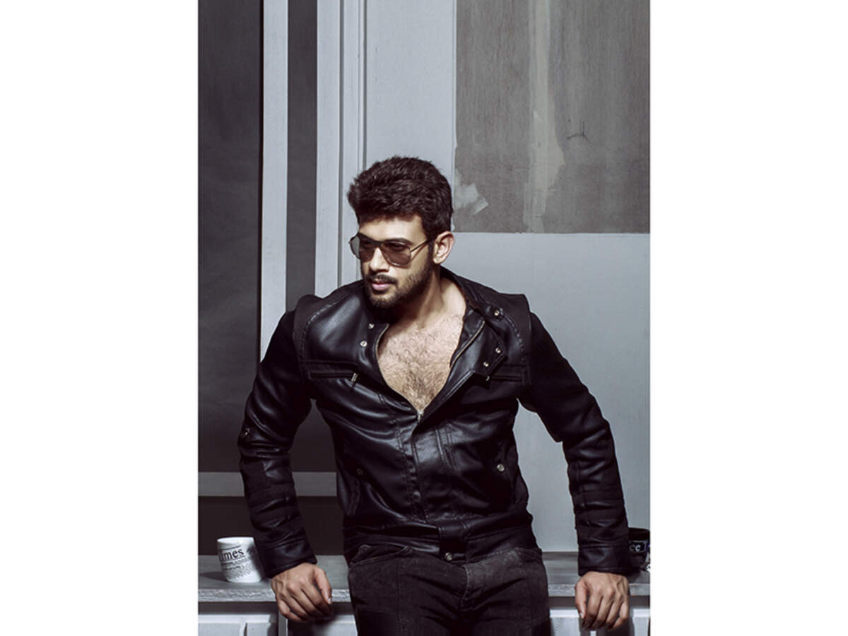 Anson To Debut As A Hero In Tamil With Oviya Malayalam Movie News Times Of India