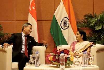 Swaraj meets Singapore foreign minister, discusses trade