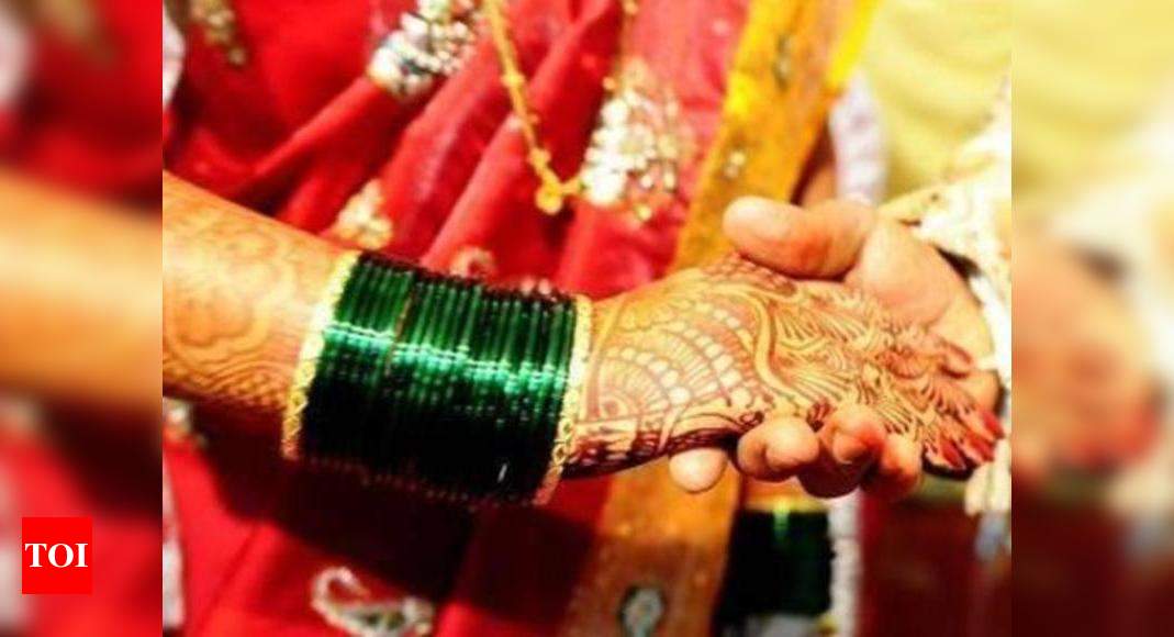 Tn Man On Marrying Spree Leaves Eight Wives Poorer By Rs 45 Crore Chennai News Times Of India 