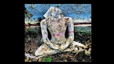 In Mahabubnagar, 8th century temple stands test of time