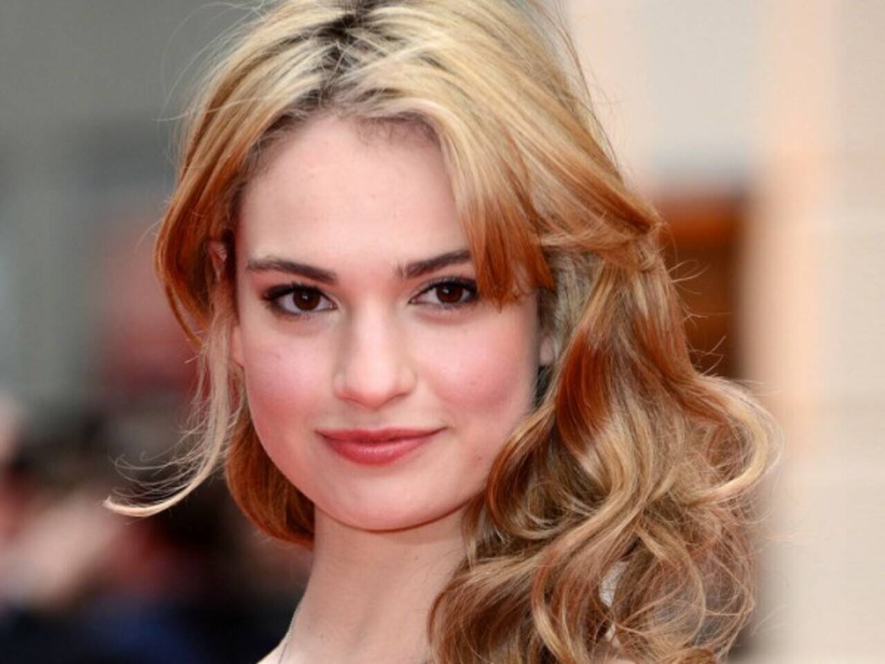 Lily James's Instagram, Twitter & Facebook on IDCrawl