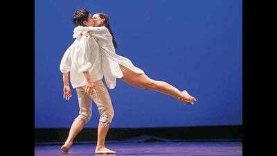 An ode to French ballet masters at Siri Fort Auditorium