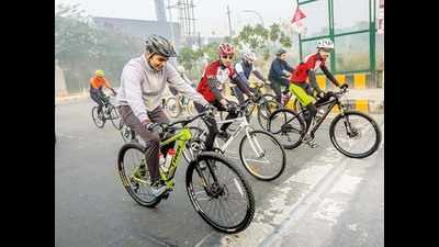 20 cycling groups in 3 years: Noidawallahs say yes to cycle!