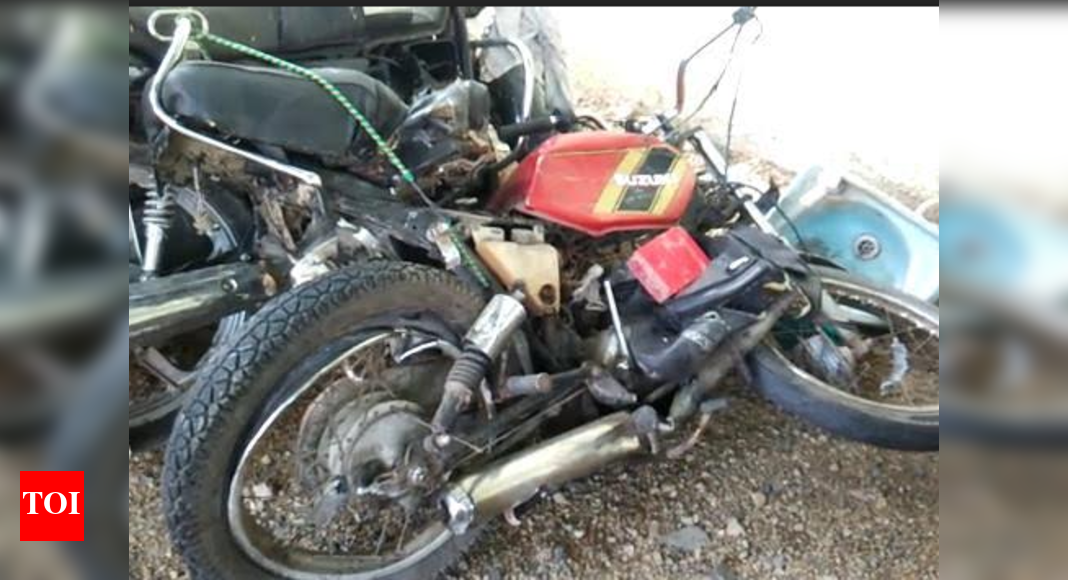 Two die as SUV hits motorcycle near Chennai | Chennai News - Times of India