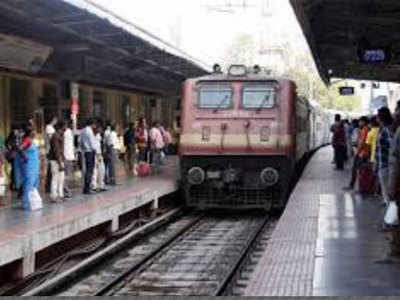 Pay more for lower berths & during festivals: Railway panel