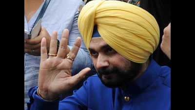 Navjot Sidhu bats for youth policy in Punjab