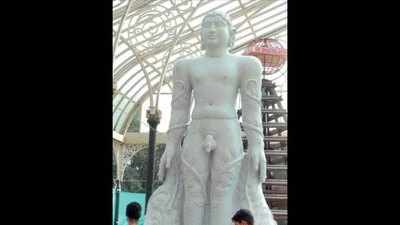 15-foot floral Bahubali to stand tall at Lalbagh Republic-Day show