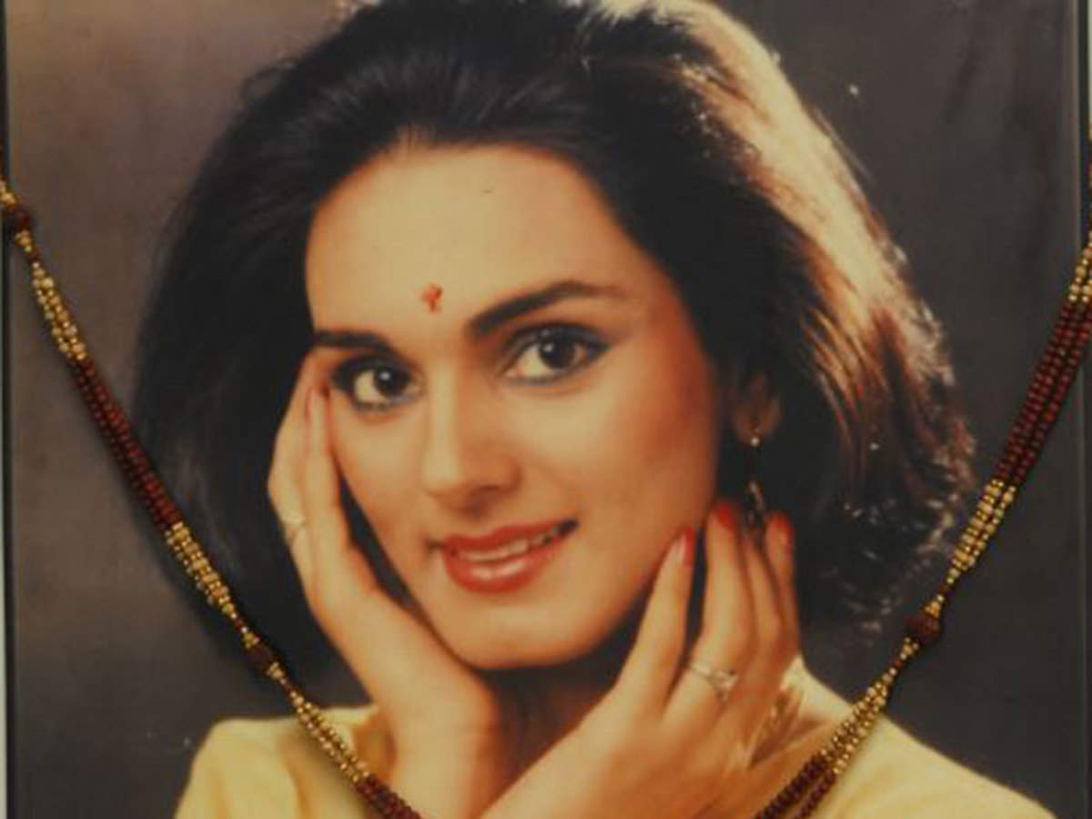 Neerja Bhanot killing: FBI releases age-progressed images of 4 wanted hijack suspects | India News - Times of India