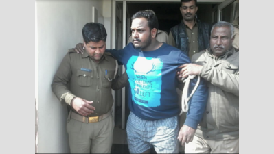 Wanted shooter of Punjab arrested by Firozabad police