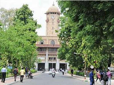 Gujarat University prepares to receive President for convocation