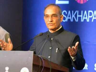 Scientists slam MoS Satyapal Singh for rubbishing Darwin's theory