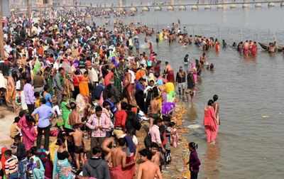 It’s a record: Over 75 lakh take holy dip on Basant Panchmi | Allahabad ...