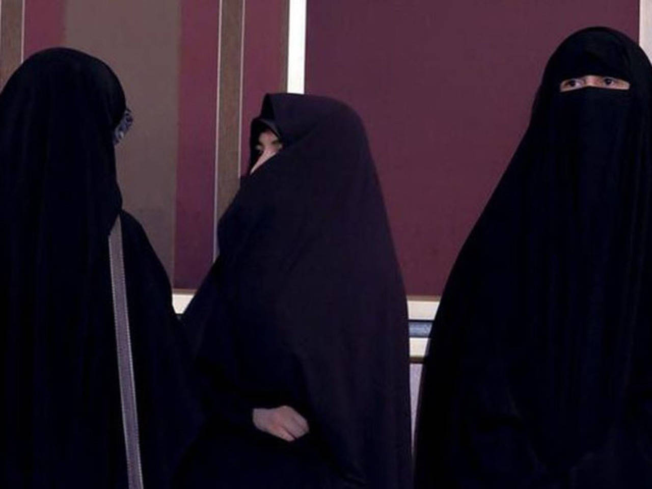 Lashkar-e-Taiba issues burqa diktat to Kashmiri women India News pic picture