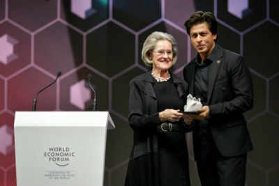 SRK receives award for human rights awareness at WEF