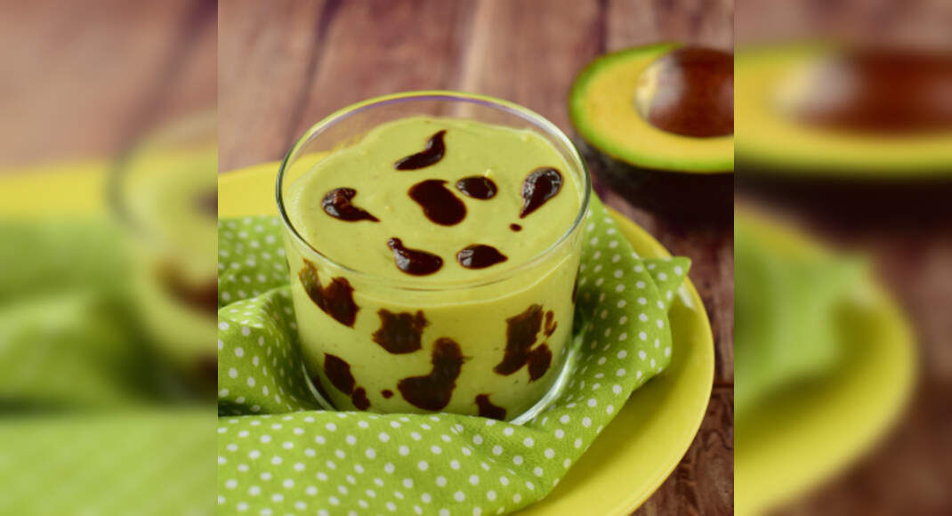 Avocado Pudding with Chocolate Sauce Recipe: How to Make Avocado Pudding with Chocolate Sauce Recipe