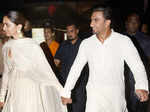 Ranveer and Deepika holding hands