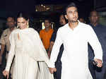 Lovebirds Ranveer-Deepika walk hand-in-hand at Padmaavat screening