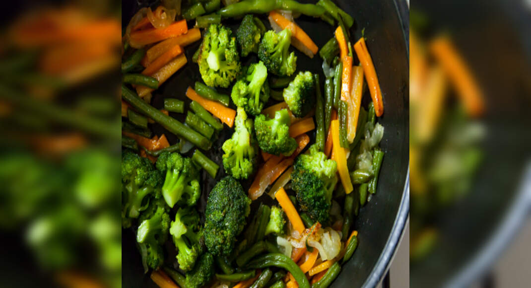 Mixed Vegetable Salad Recipe: How to Make Mixed Vegetable Salad Recipe | Homemade Mixed Vegetable Sa