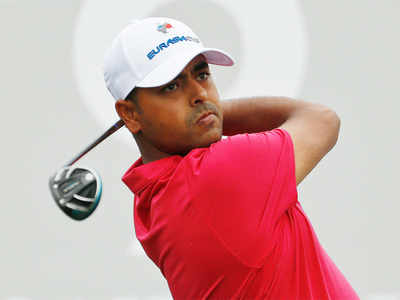 Lahiri starts with one-under 71 at Farmers Insurance Open